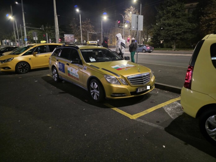 Конфликт с таксиметрови водачи в Бургас