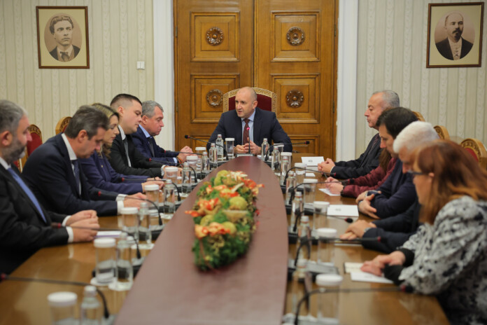 Консултациите с ИТН