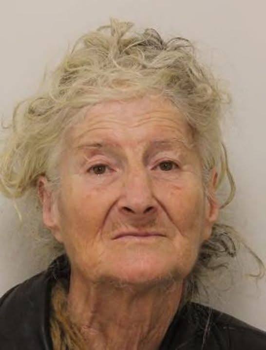 издирва 75 годишната Кремена Димова Маврова от Габрово На 1