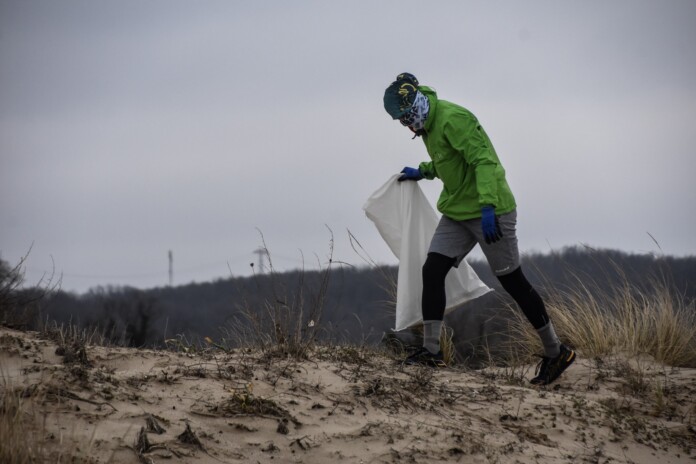 Почистване