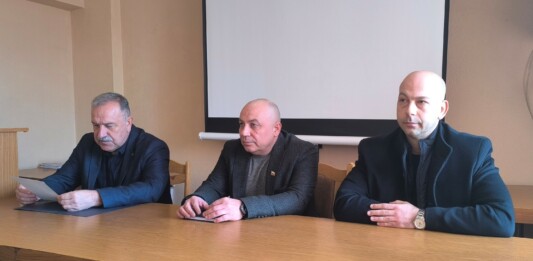 Представянето на новия началник