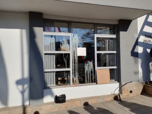 Въпреки протеста в Несебър: Вдигат данъците и таксите не с 40%, а - с 20% 2 Протест в Несебър