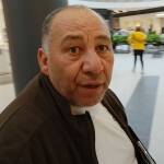 Проверка за румънския измамник Румънски измамник в мол "Галерия" в Бургас