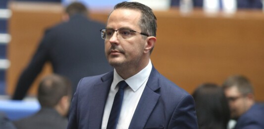 Цончо Ганев