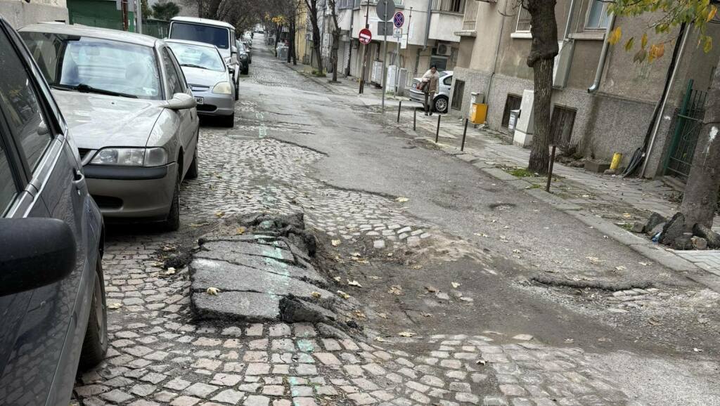 Улица "Оборище"