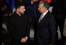 Президентът на Украйна Володимир Зеленски и Стив Уиткоф