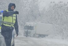 Закъсал тир край Лом