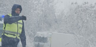 Закъсал тир край Лом