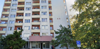 Блок 45 в ж.к. "Славейков" в Бургас