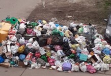 Боклук в ж.к. "Люлин" в София