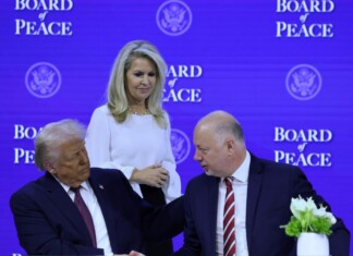 Доналд Тръмп и Росен Желязков