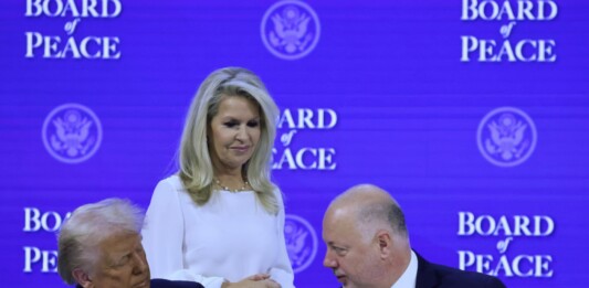 Доналд Тръмп и Росен Желязков