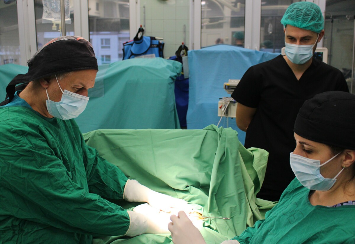 Съдови хирурзи от УМБАЛ Бургас върнаха надеждата на млада бургазлийка