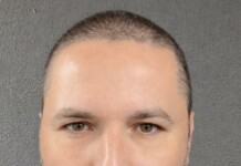 Николай Попов