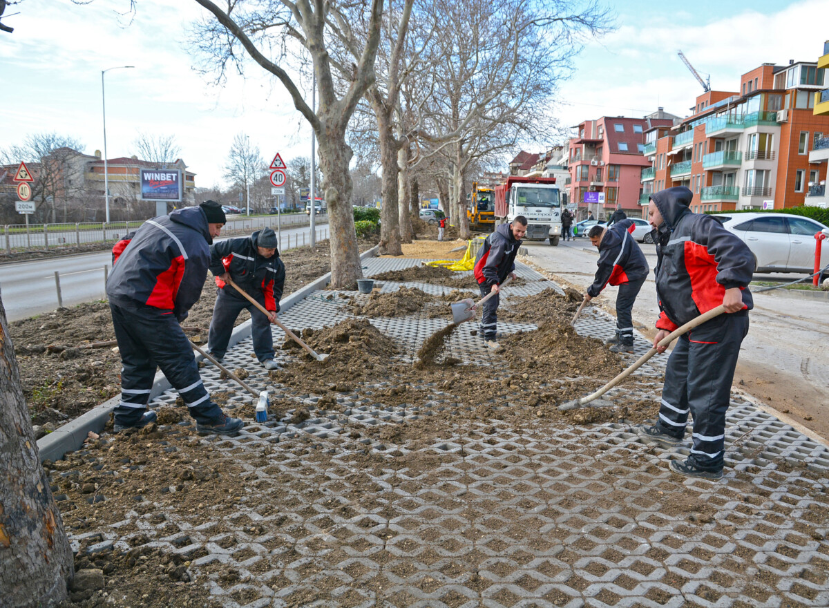 Около 170 нови паркоместа се обособяват на ключови локации на