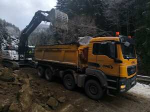 Падналата скална маса