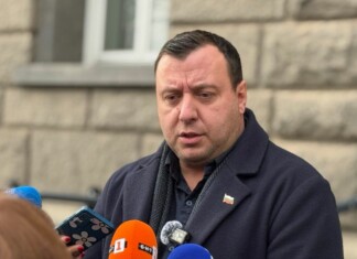 Заместник-председател на "Възраждане" Петър Петров