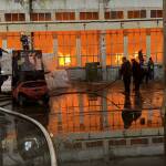 Пожар избухна в складове на „Калинел“ в Троян Пожар в Троян