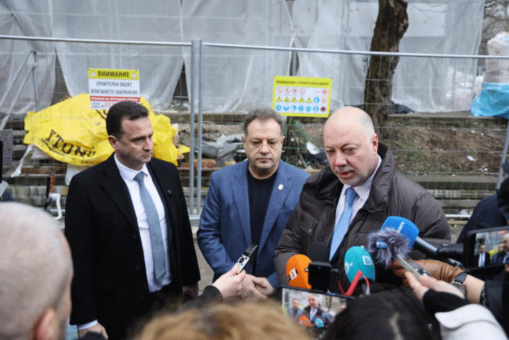 Очакваме конституционната процедура да се развива в духа на Конституцията