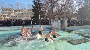 Скачането за кръста в Търговище