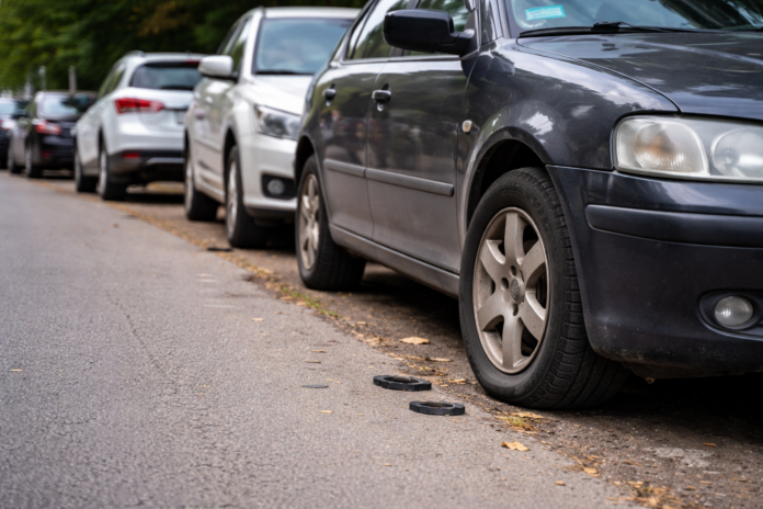 Автомобили