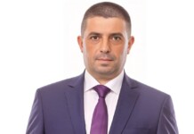 Борис Аладжов