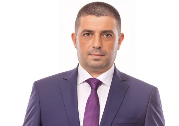 Борис Аладжов