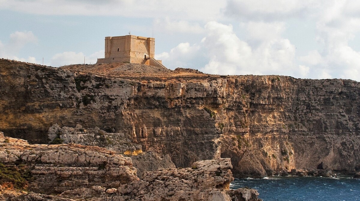 Батареята най често се свързва със Света Мария Батарея Saint
