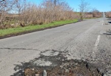 Каблешково се надига: Гражданите с подписка срещу огромните дупки по пътя от Бургас! Дупките по пътя