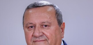 Социалният министър Хасан Адемов