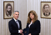 Ясен е част от състава на служебното правителство? Ето кои са спряганите имена Илияна Йотова и Андрей Гюров