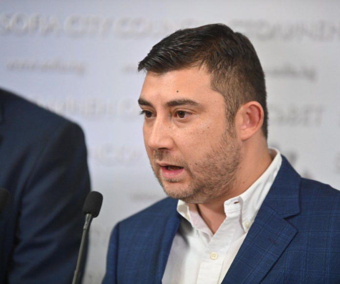 Карлос Контрера