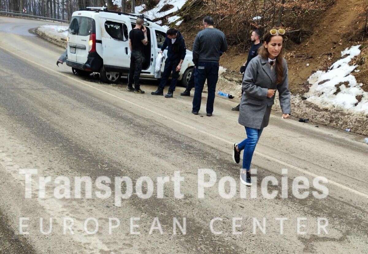 Пътнотранспортно произшествие между два автомобила е станало на северния склон