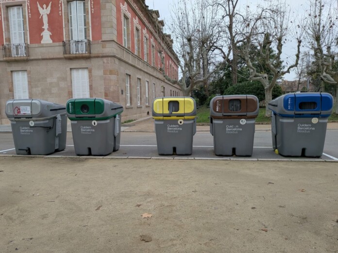 Контейнери в Барселона