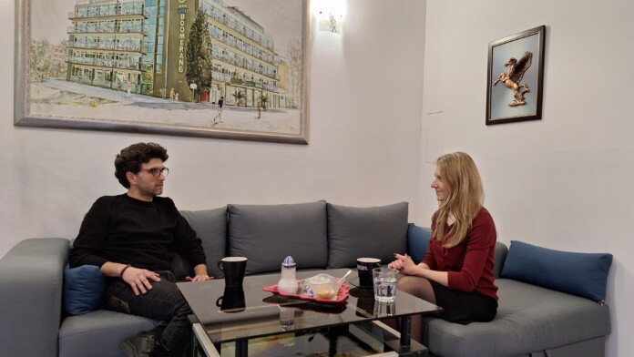 Настаняване