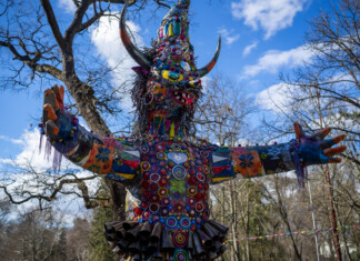 Петметровият кукер в Ямбол