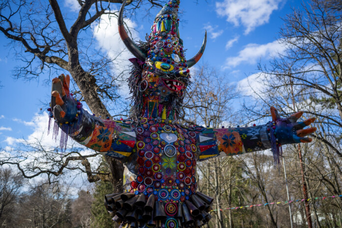 Петметровият кукер в Ямбол