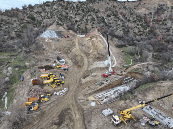 Изграждането на обхода на Кресна