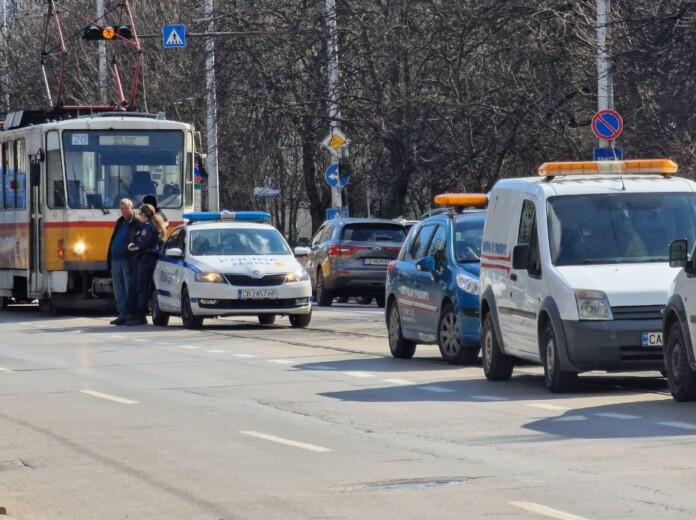 Ватман е починал в София