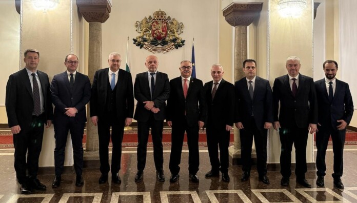 Срещата в МИР