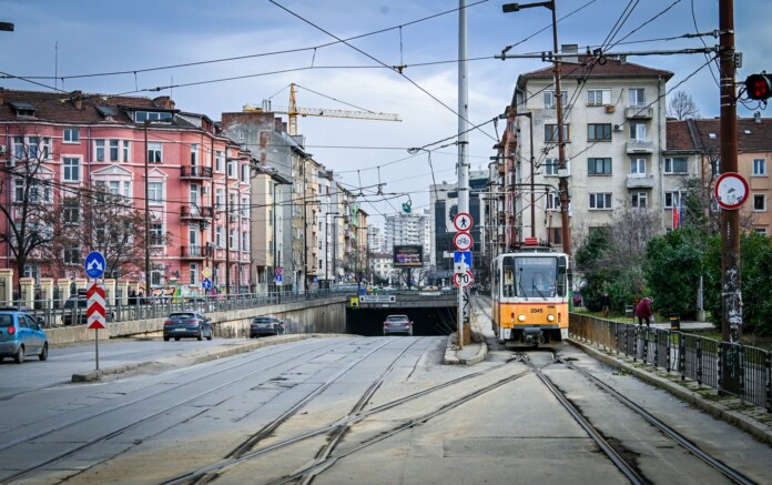 Трамвайното трасе