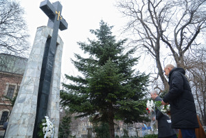 Варна отбеляза Деня на признателност и почит към жертвите на комунистическия режим в България 1 Церемонията във Варна