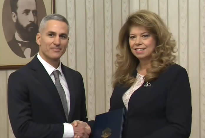 Връчването на мандата