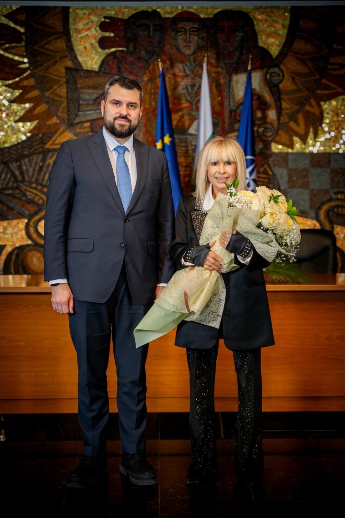 Връчването на отличието