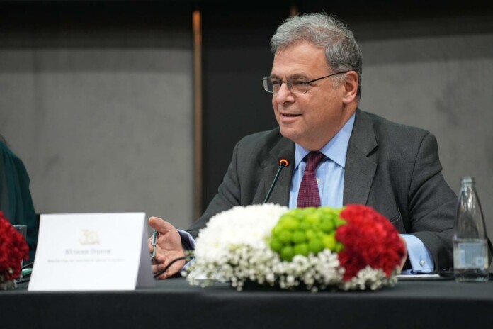 Юлиян Попов