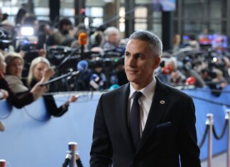 Андрей Гюров