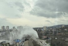 Воден гейзер изригна насред Варна!