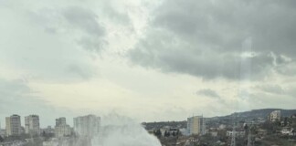 Воден гейзер изригна насред Варна!