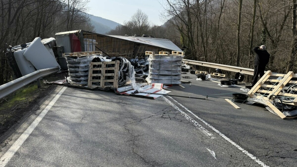 Проходът на Републиката беше временно затворен за движение заради пътнотранспортно