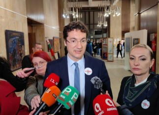 Крум Зарков